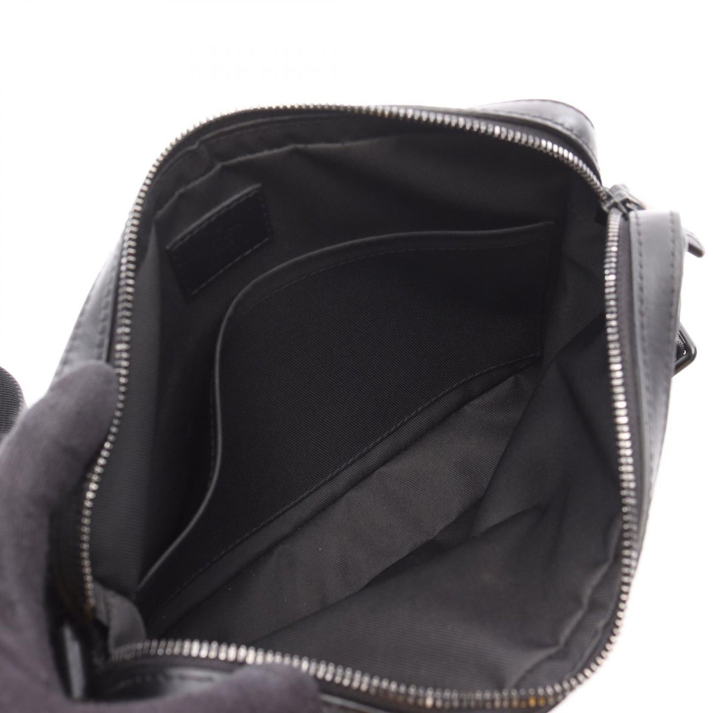 Louis Vuitton Duo Messenger Bag in Noir Leather - Timeless Elegance