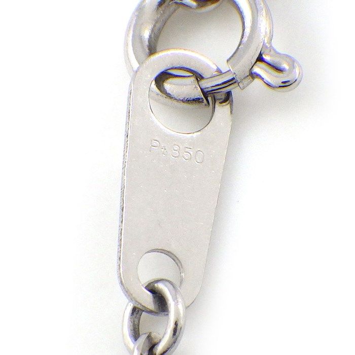 Exquisite Light Yellow Oval Diamond Necklace in Platinum