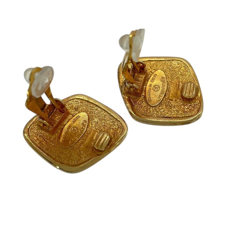 CHANEL Matelassé Gold Metal Earrings - Timeless Elegance