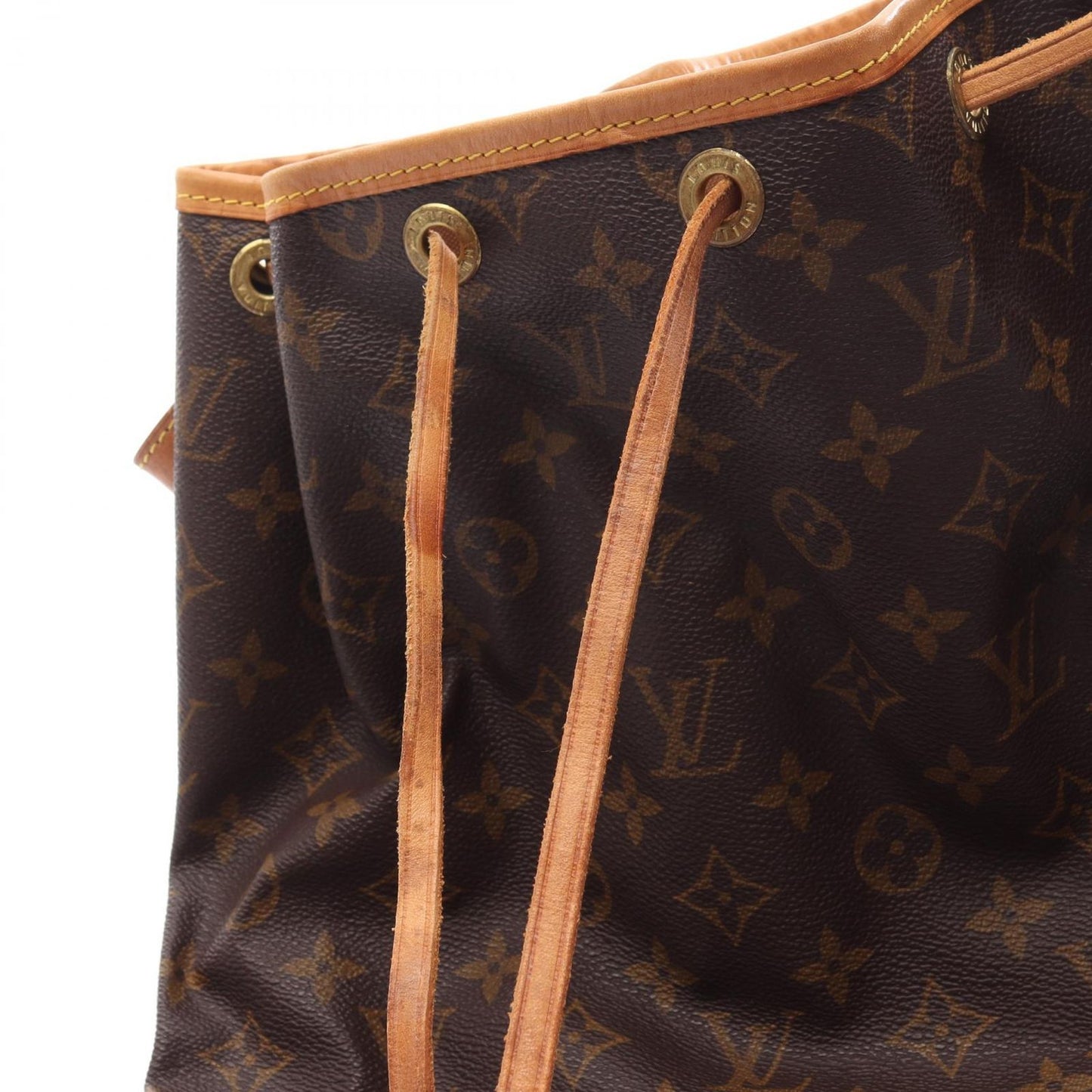 Louis Vuitton Noé Monogram Shoulder Bag - Timeless Elegance