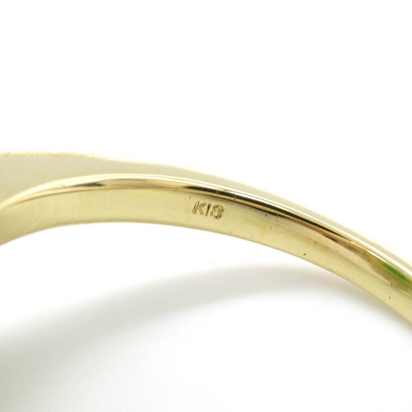 Exquisite Jade and Diamond Ring in 18K Yellow Gold