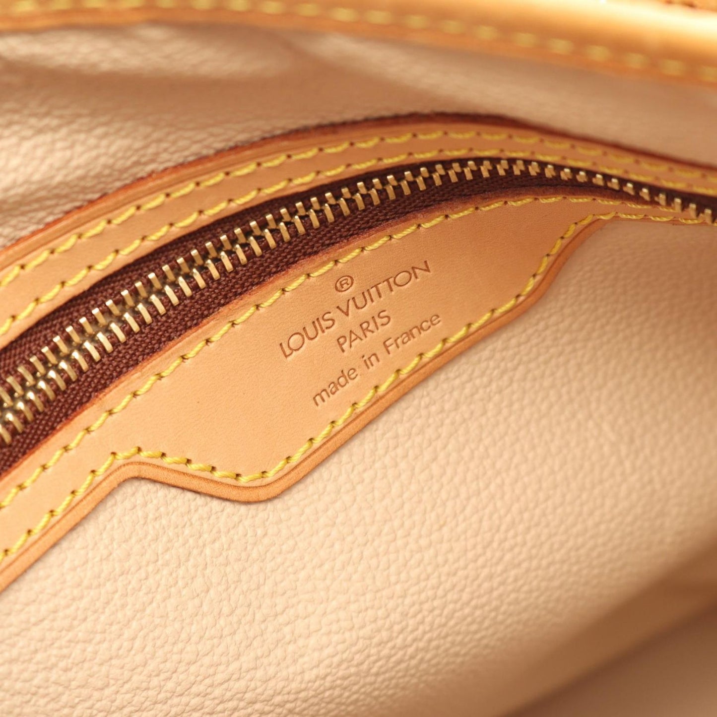 Louis Vuitton Monogram Bucket PM Handbag - Timeless Elegance