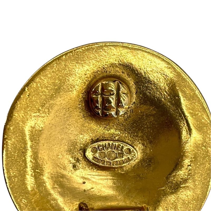 CHANEL Coco Mark Round Earrings in Gold Metal - Timeless Elegance