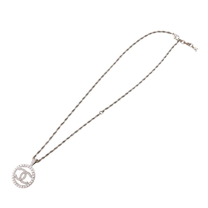 CHANEL Coco Mark Pearl Necklace - Exquisite Gold Elegance