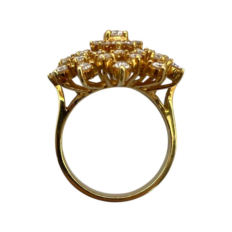 Exquisite 750 Gold Diamond Ring - 1.78ct Total Weight