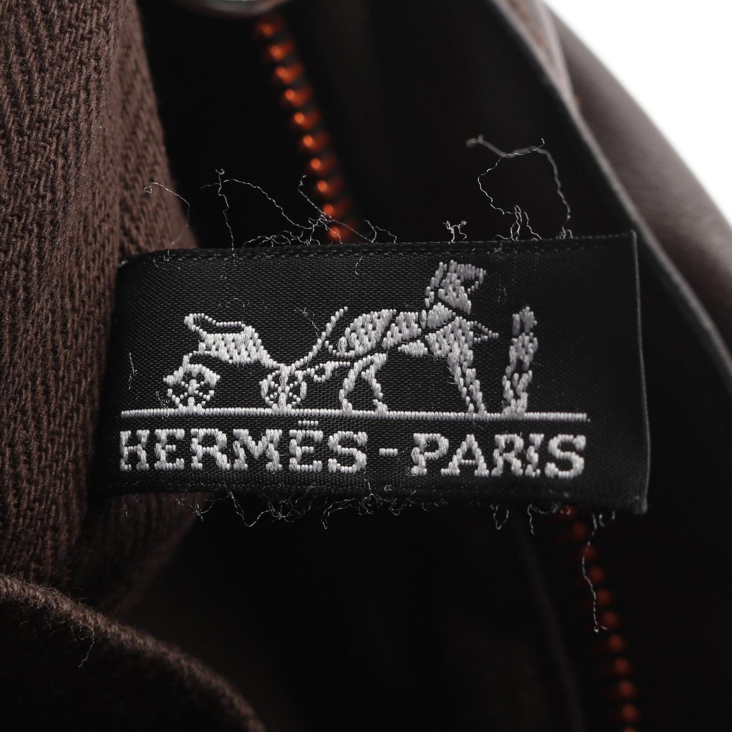 HERMES Caravan Horizontal MM Handbag - Exquisite Brown Leather