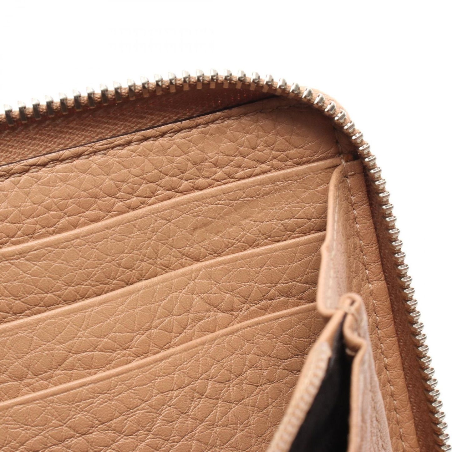 GUCCI Bamboo Round Wallet in Beige Leather - Timeless Elegance