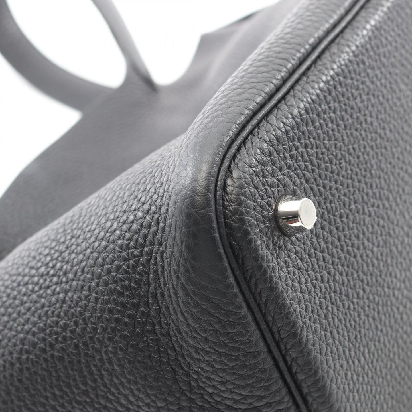 HERMES Picotin Lock MM Handbag in Black - Timeless Elegance