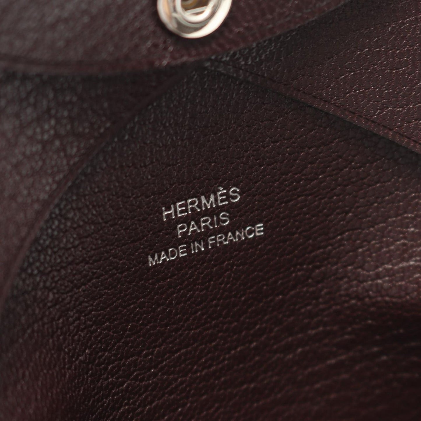 HERMES Calvi Duo Coin Case in Rouge Serre - Exquisite Craftsmanship