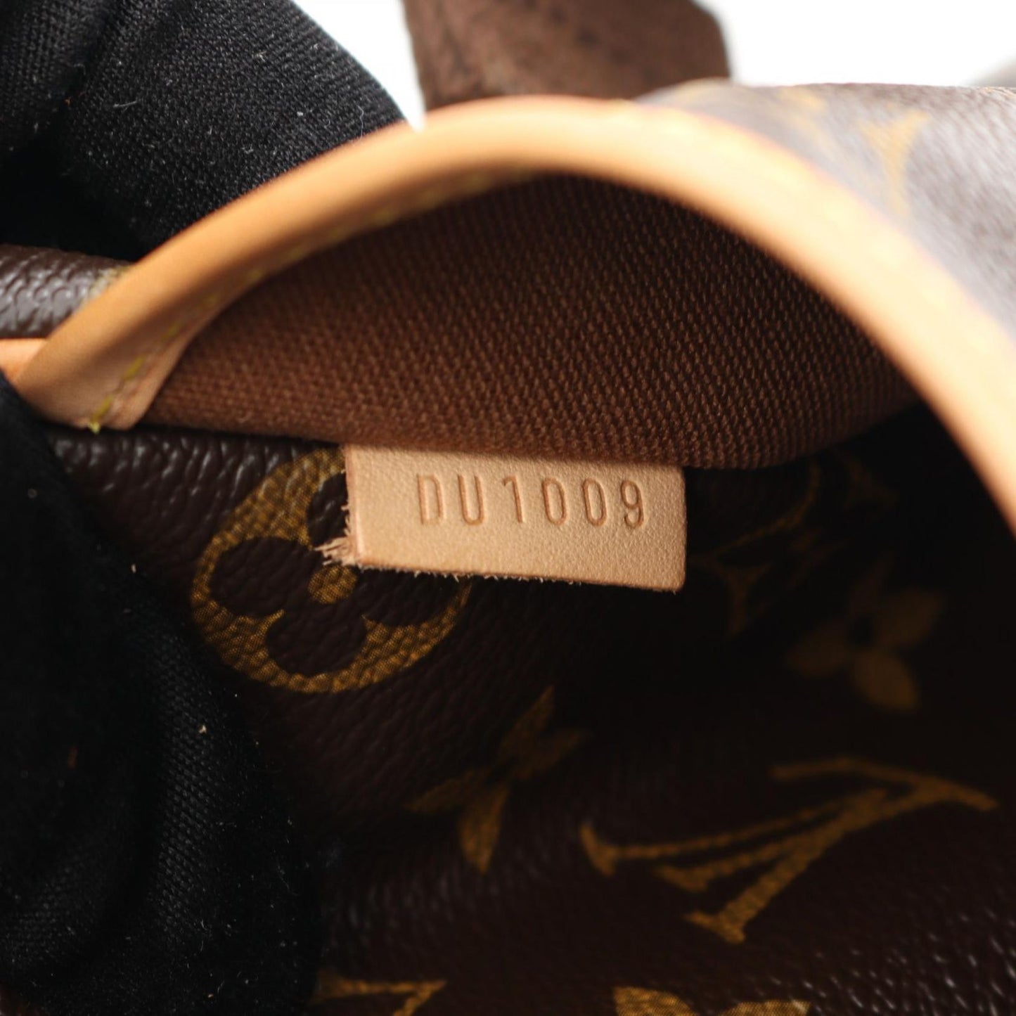 Louis Vuitton Monogram Bosphore GM Messenger Bag - Timeless Elegance