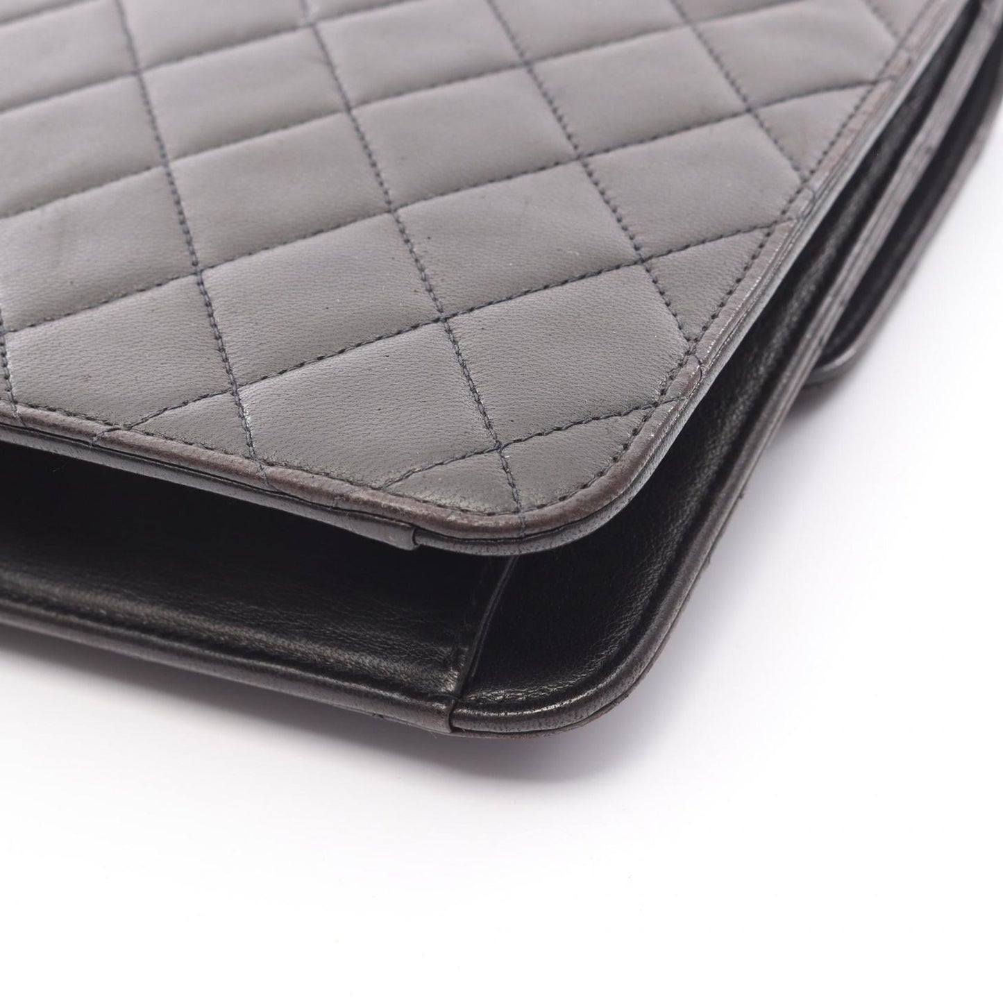 CHANEL Matelassé Black Lambskin Shoulder Bag - Timeless Elegance