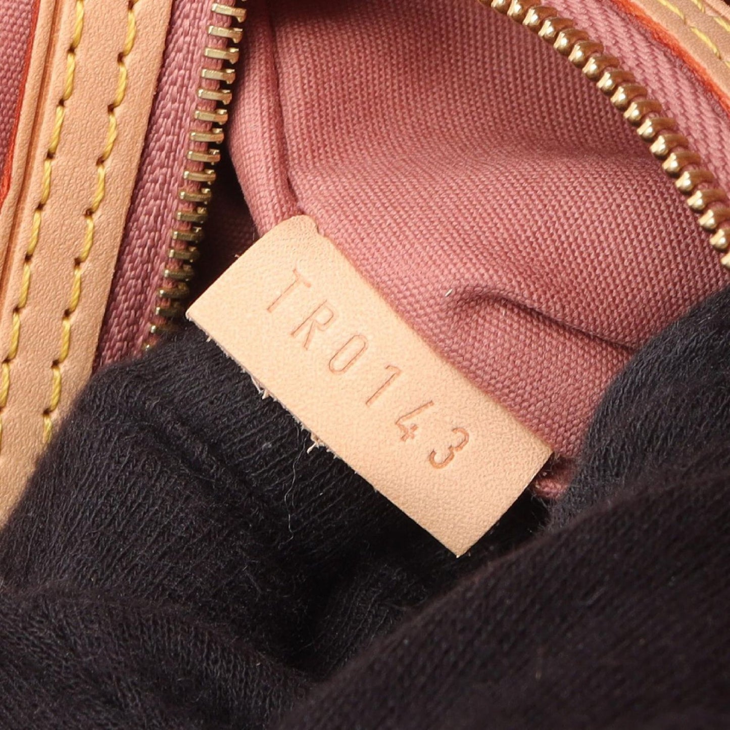 Louis Vuitton Catalina NS Tote Bag in Rose Velours Leather