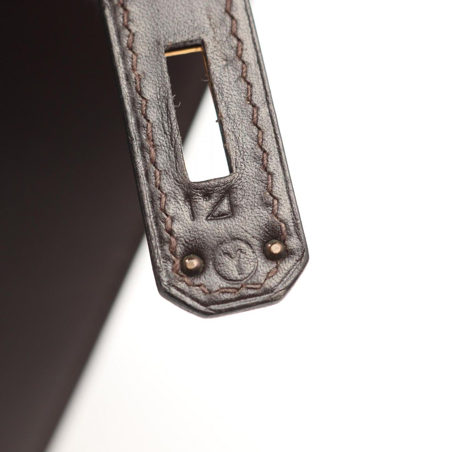 HERMES Kelly 35 Handbag in Ebeve Calfskin - Timeless Elegance