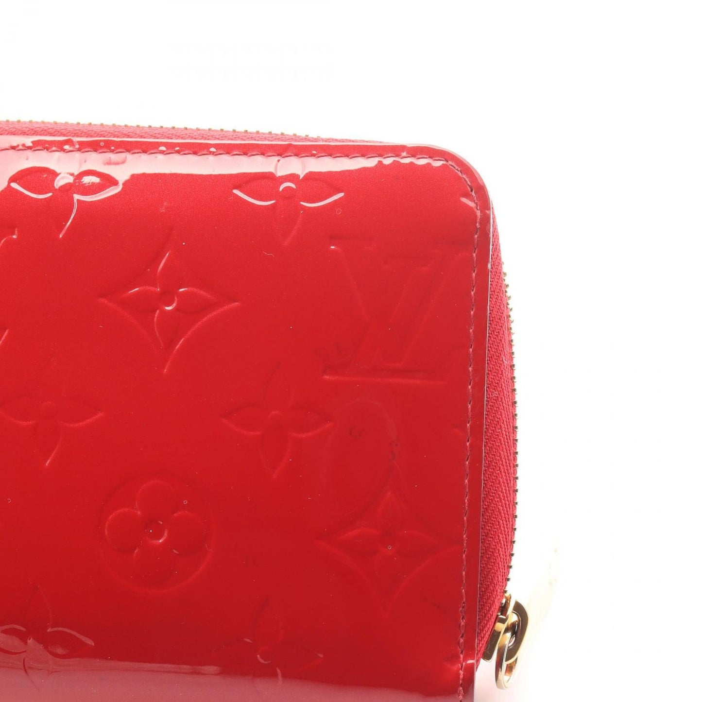 Louis Vuitton Zippy Wallet in Cherry Vernis Leather - Timeless Elegance
