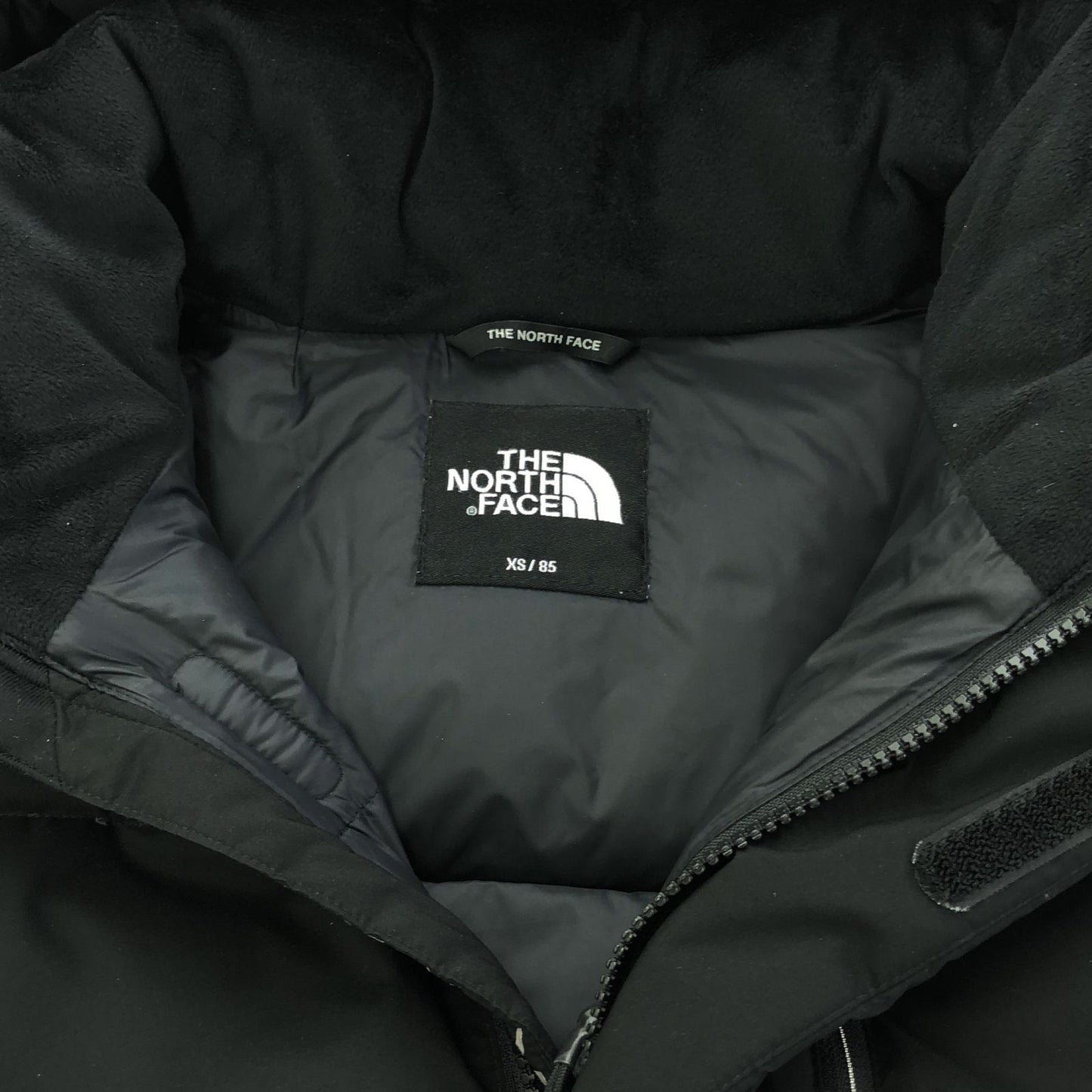 THE NORTH FACE Premium Down Jacket in Classic Black - Size XS