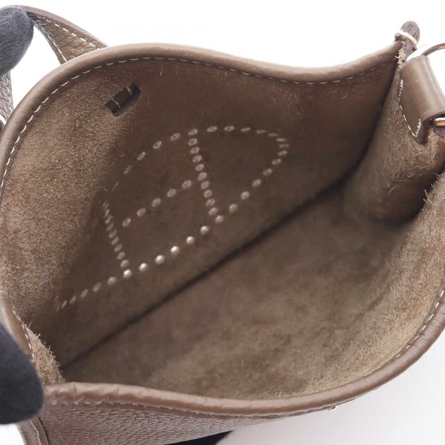 HERMES Evelyne TPM Etoupe Shoulder Bag - Exquisite Craftsmanship