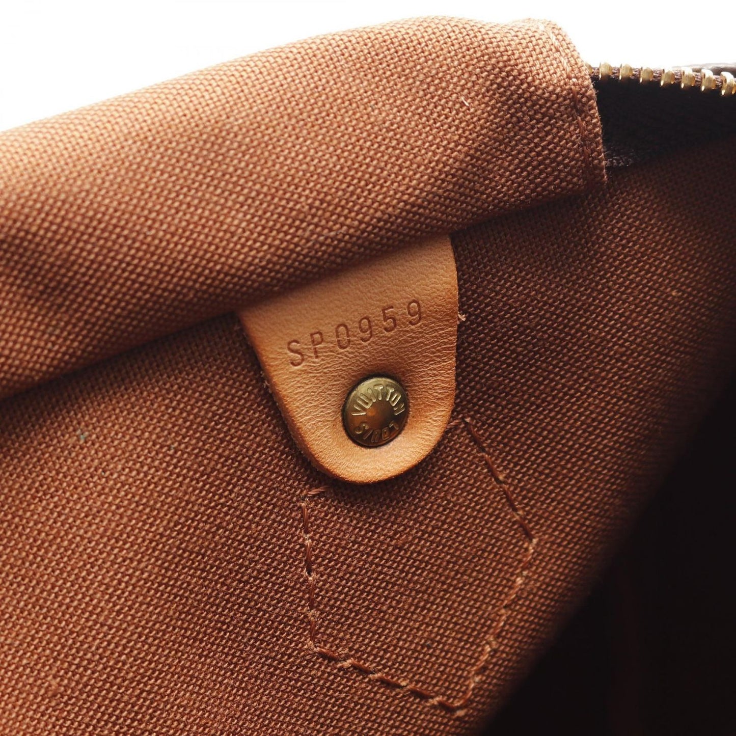 Louis Vuitton Monogram Speedy 30 Handbag - Timeless Elegance