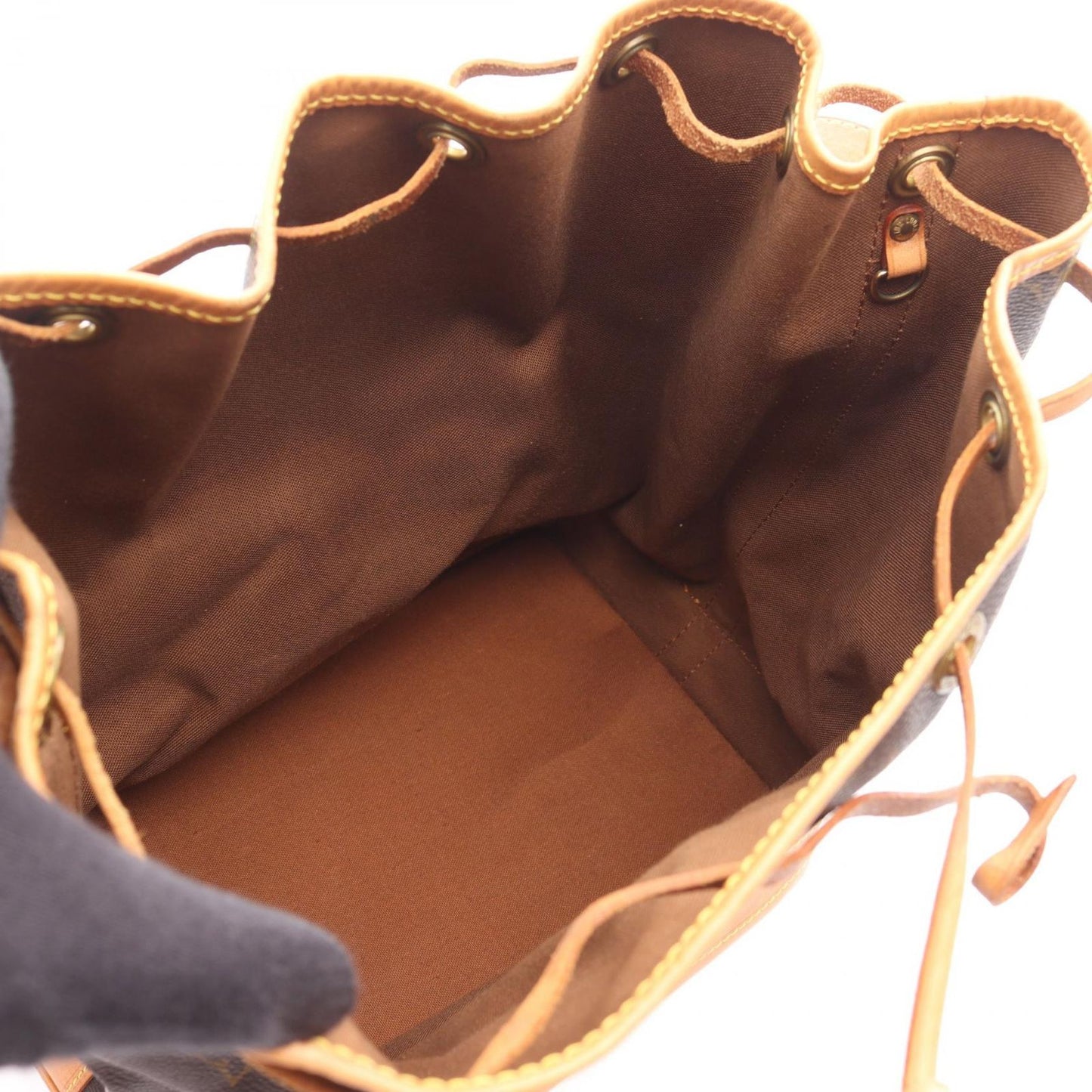 Louis Vuitton Noé Monogram Shoulder Bag - Timeless Elegance