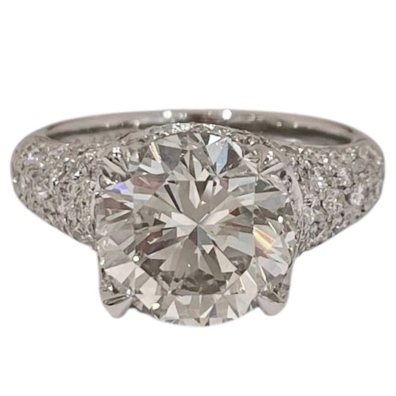 Exquisite Platinum Diamond Ring - 4.007ct Center Stone