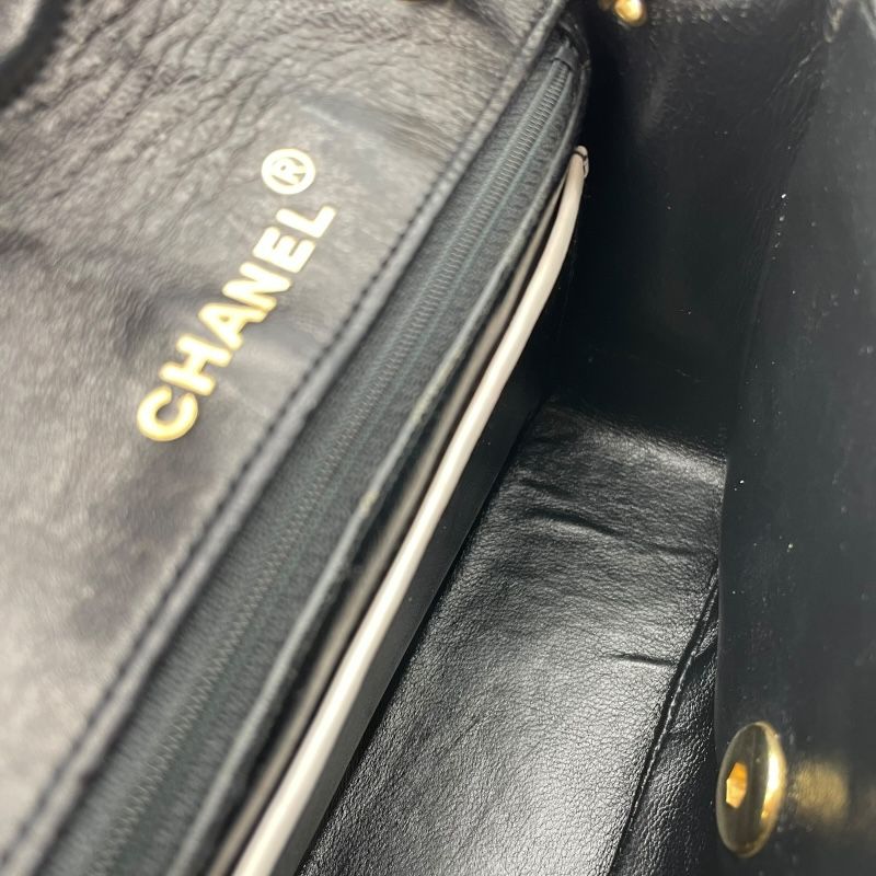 CHANEL Mini Matelassé 18 Black Leather Shoulder Bag - A01115