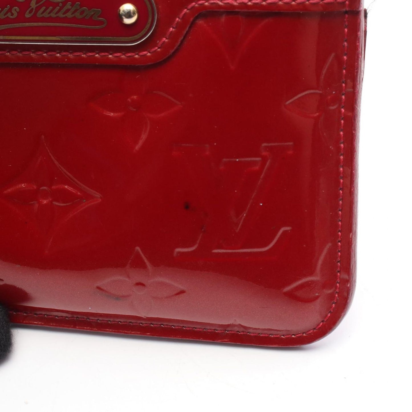 Louis Vuitton Monogram Vernis Key Case in Rouge Grenadine