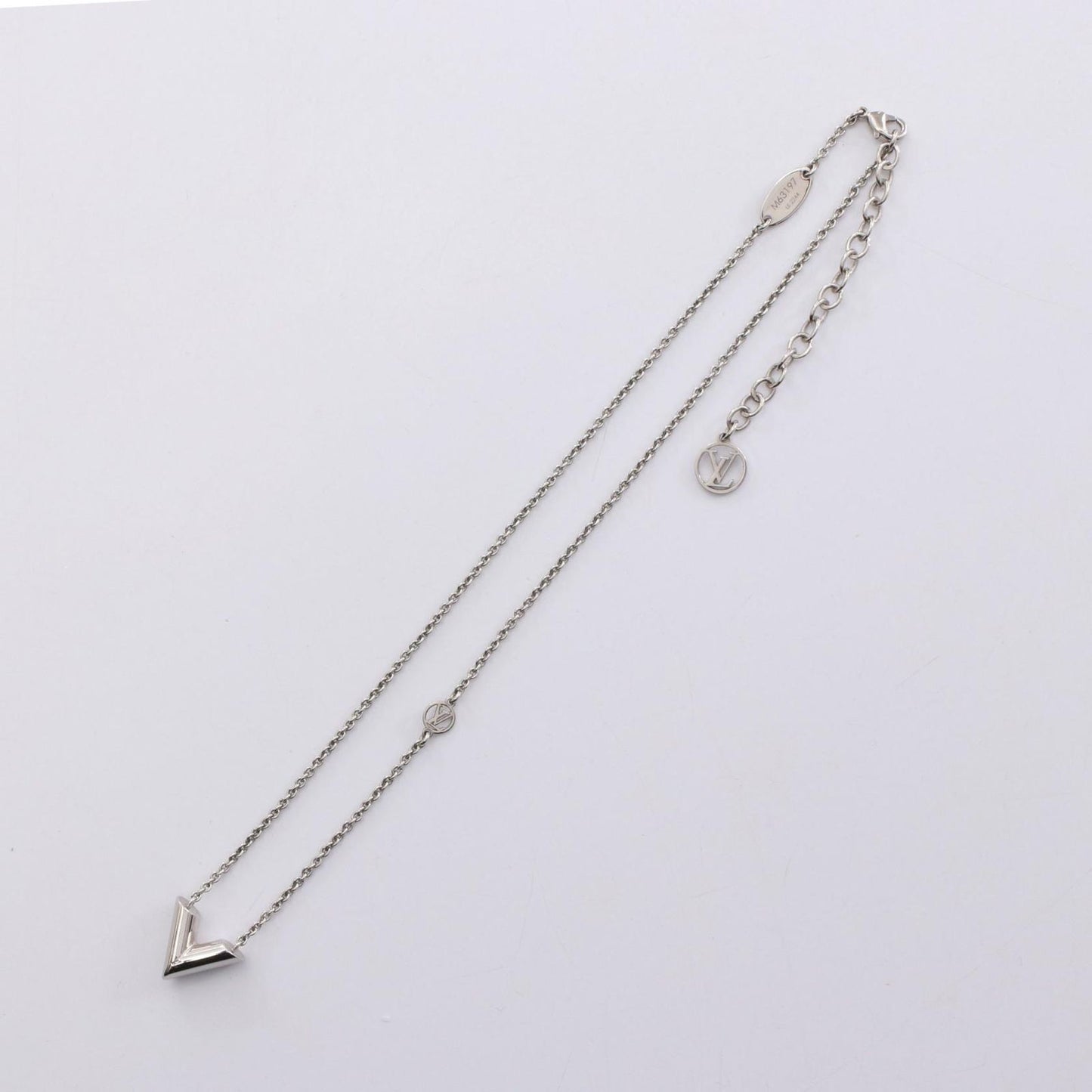 Louis Vuitton Essential V Necklace in Stainless Steel - Exquisite Craftsmanship