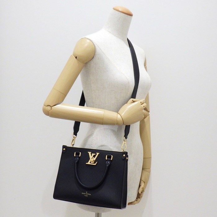 Louis Vuitton Lock & Go Lockme Handbag in Noir - Exquisite Craftsmanship