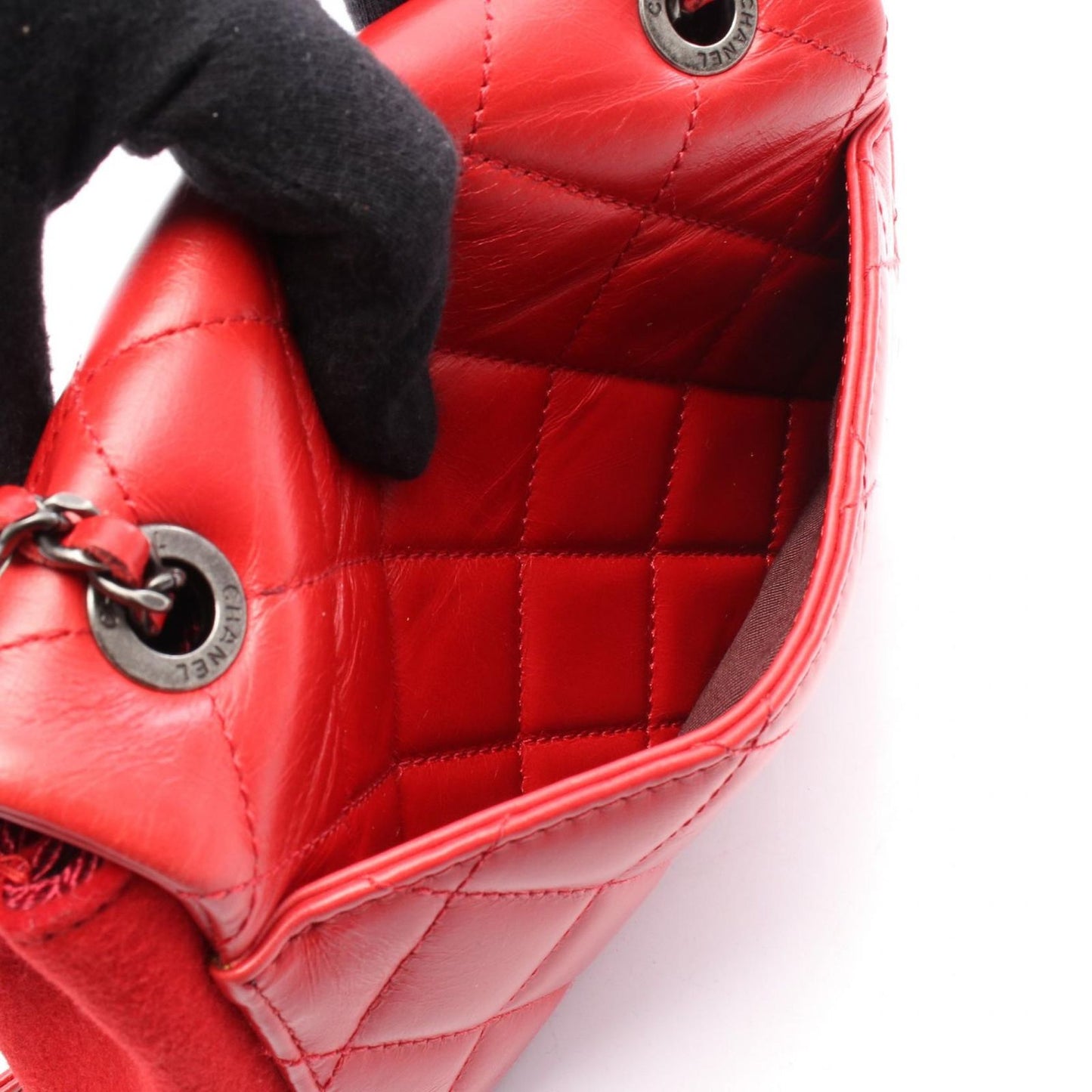 CHANEL Matelassé Mini Shoulder Bag in Red Leather