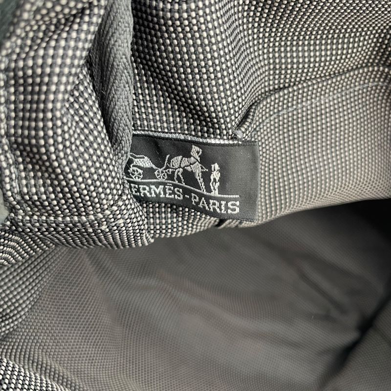 HERMES Aile Ligne Ad MM Backpack in Grey Nylon Canvas