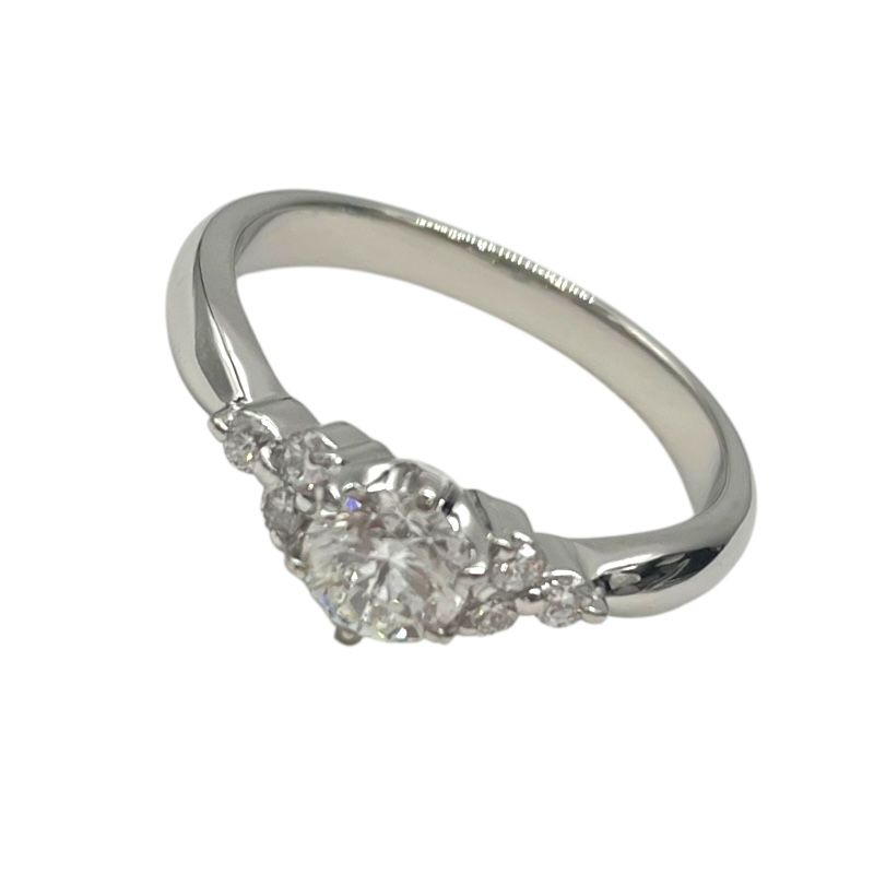 Exquisite Pt900 Diamond Ring - 0.527ct Total Weight