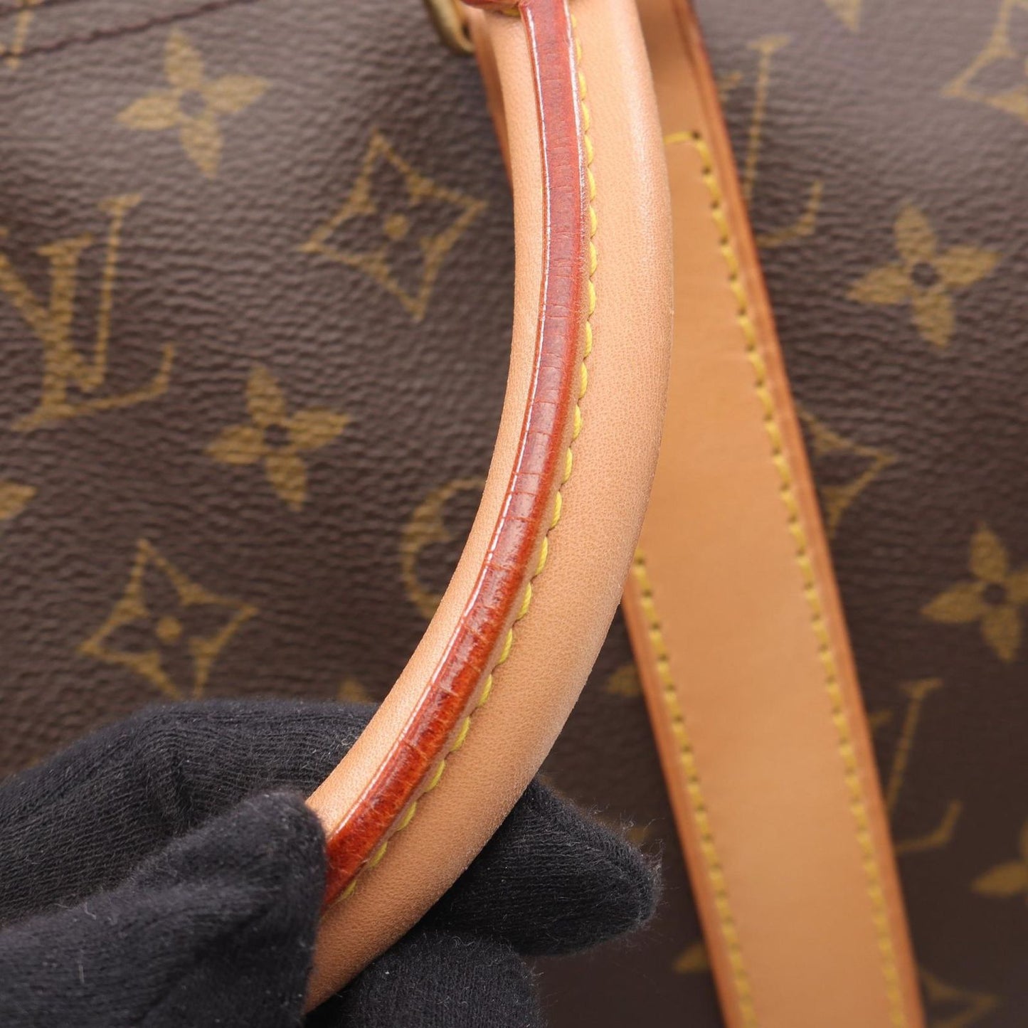 Louis Vuitton Keepall 50 Boston Bag - Timeless Elegance
