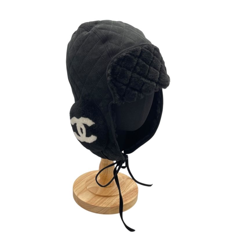 CHANEL Coco Mark Knit Cap - Black - Exclusive Women's Fashion Accessory