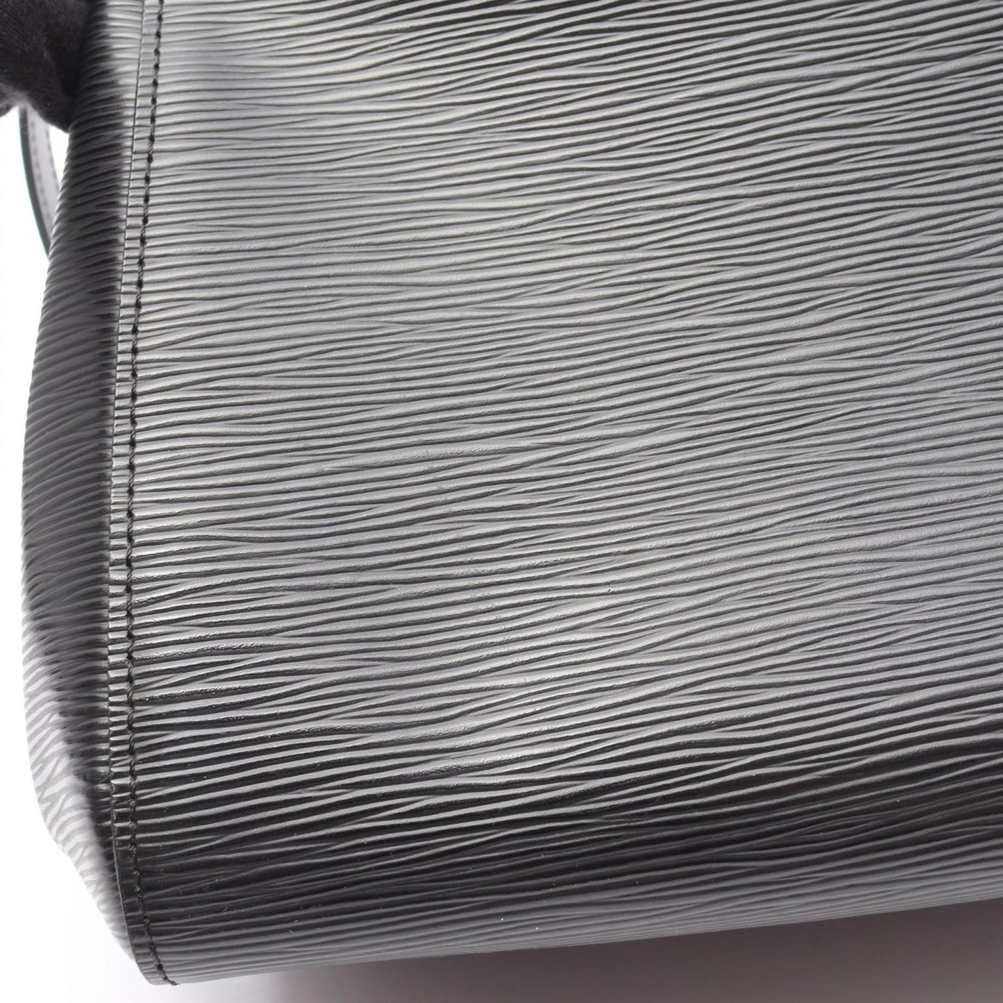 Louis Vuitton Marly MM Epi Noir Handbag - Timeless Elegance