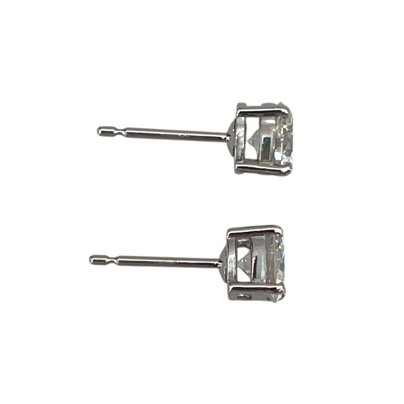 Exquisite Diamond Earrings in Platinum - 2.052ct Total Weight