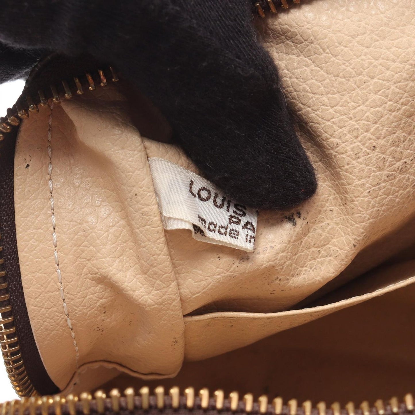 Louis Vuitton Monogram Toiletry Pouch 28 - Timeless Elegance