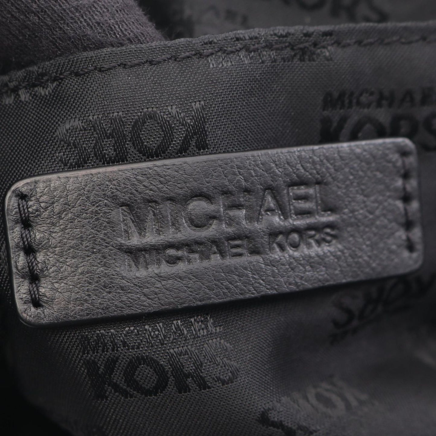 Michael Kors Bedford Luggage MD Satchel - Timeless Black Leather