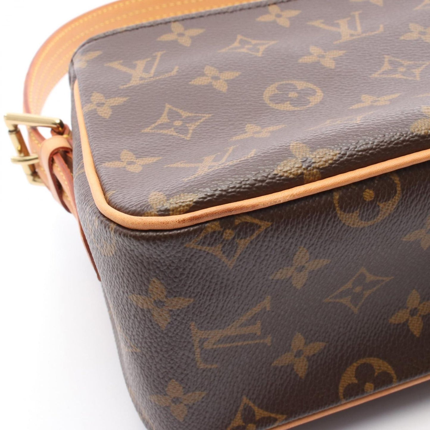 Louis Vuitton Viva Cite MM Shoulder Bag - Timeless Elegance