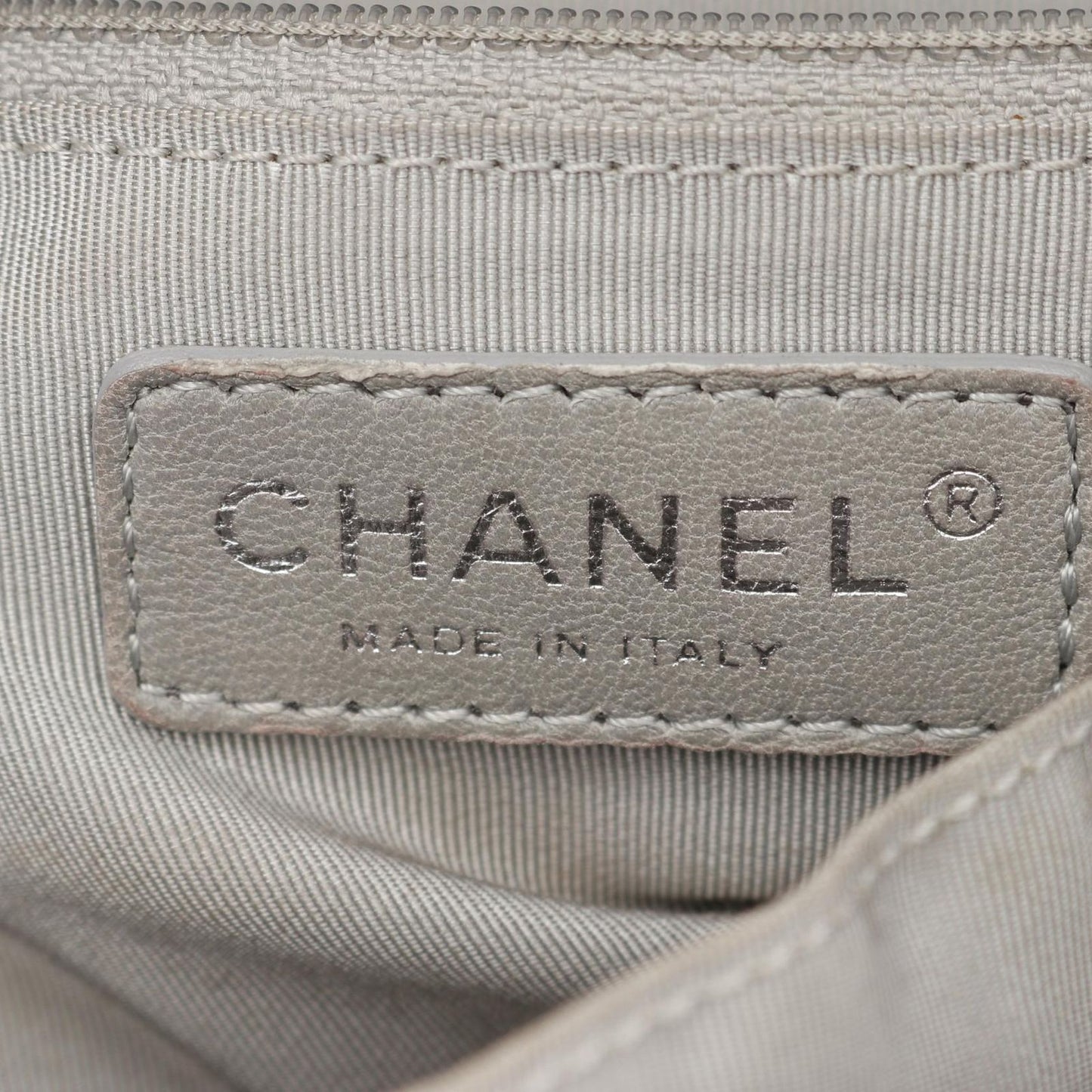 CHANEL Coco Mark Matelassé Shoulder Bag - Red Calfskin