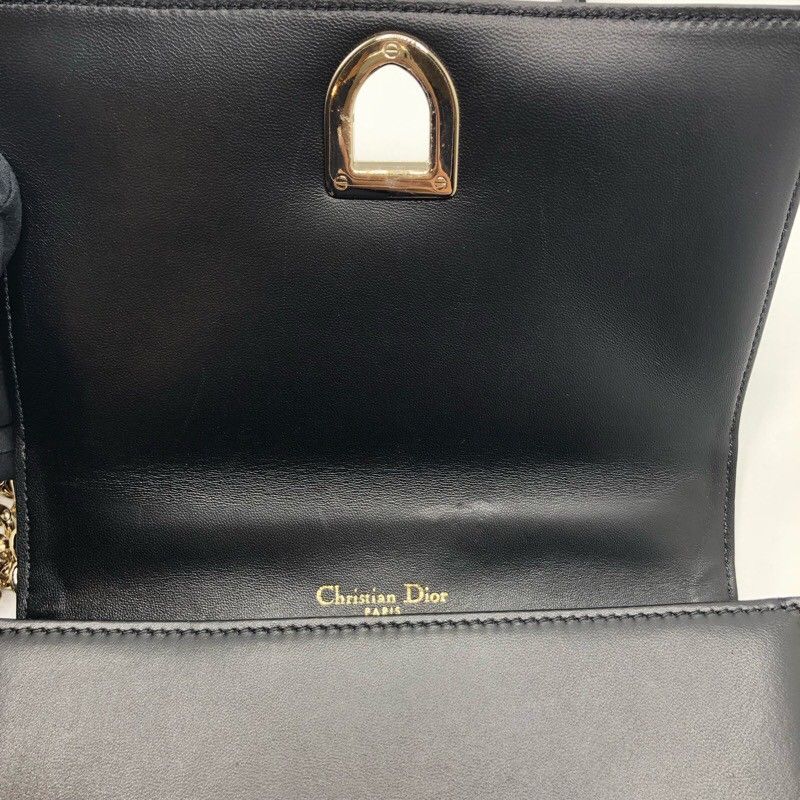 Christian Dior Diorama Shoulder Bag in Black with Gold Hardware