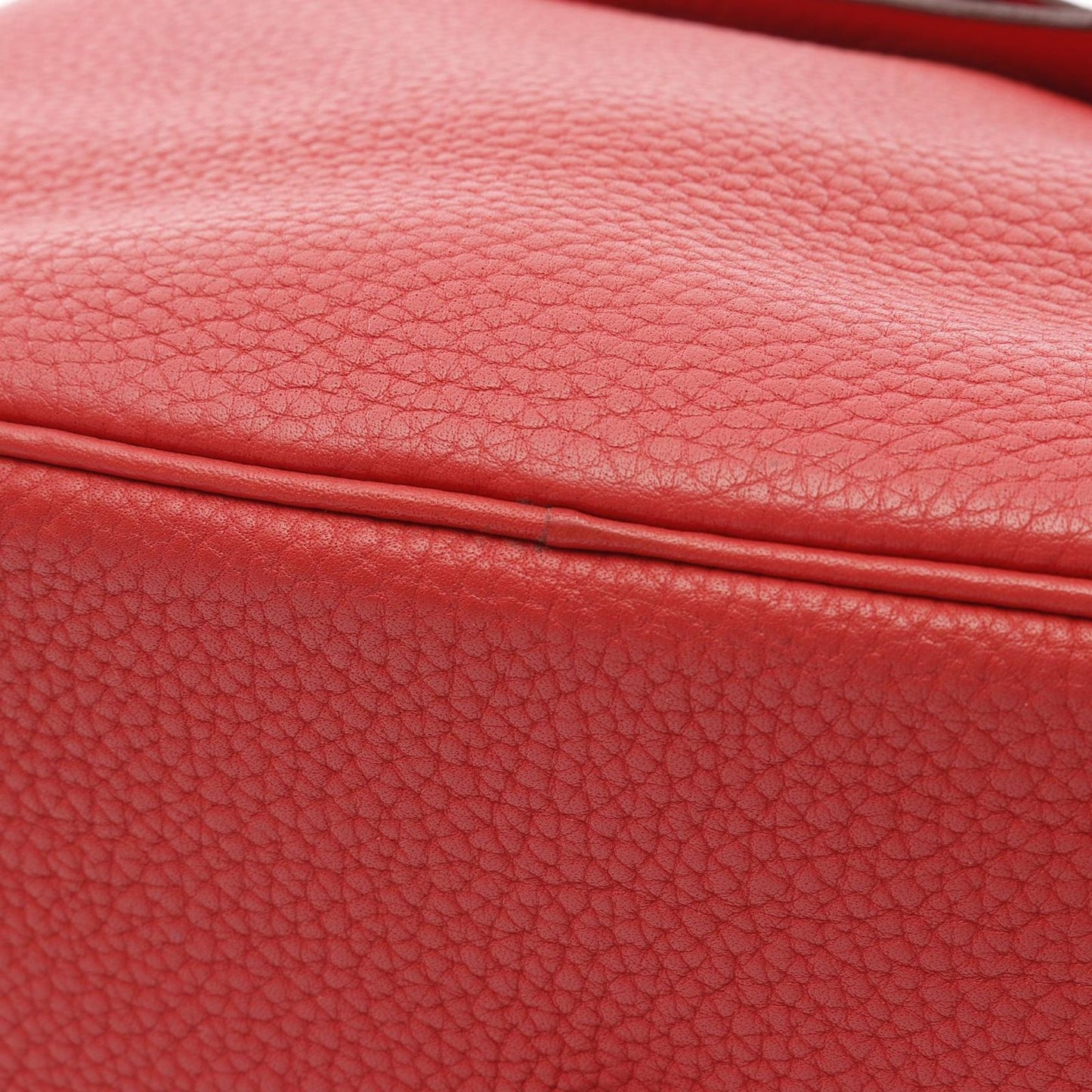 HERMES Lindy 26 Bougainvillea Shoulder Bag - Exquisite Craftsmanship