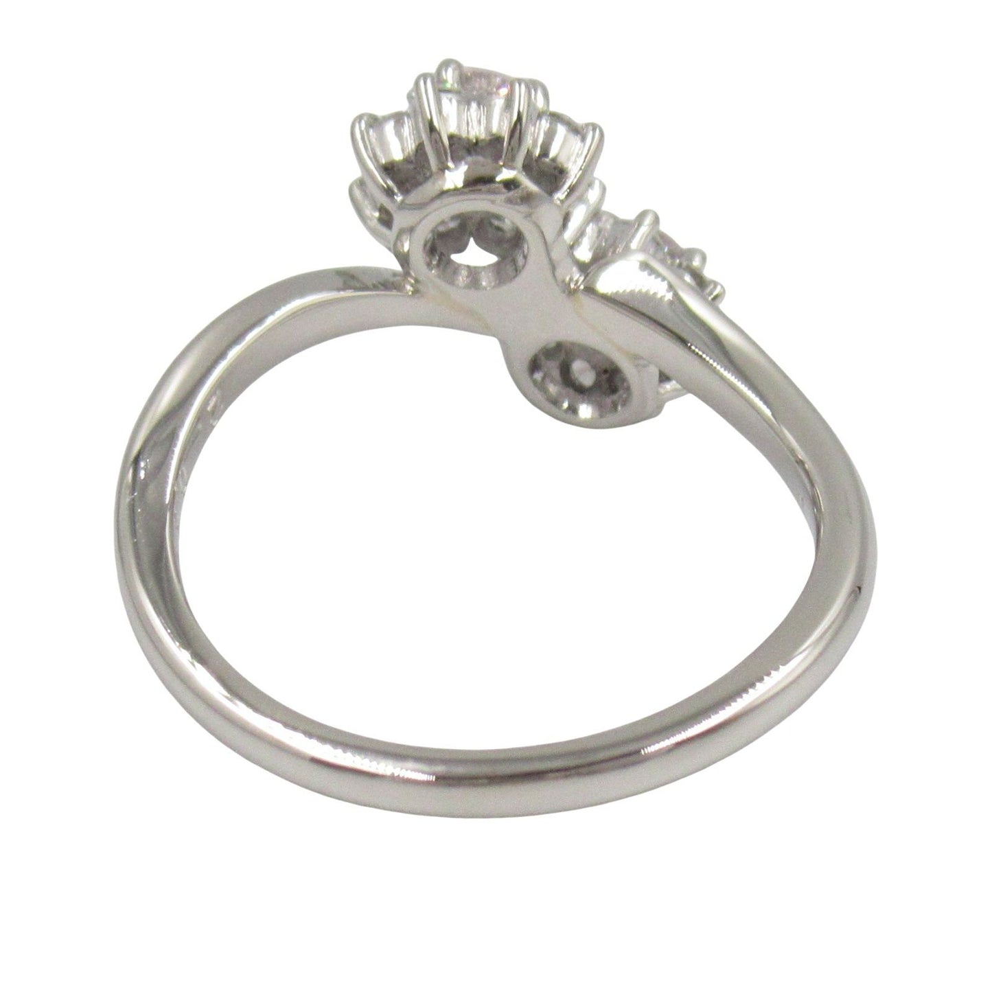 Exquisite JEWELRY Diamond Ring in Platinum - A Timeless Treasure