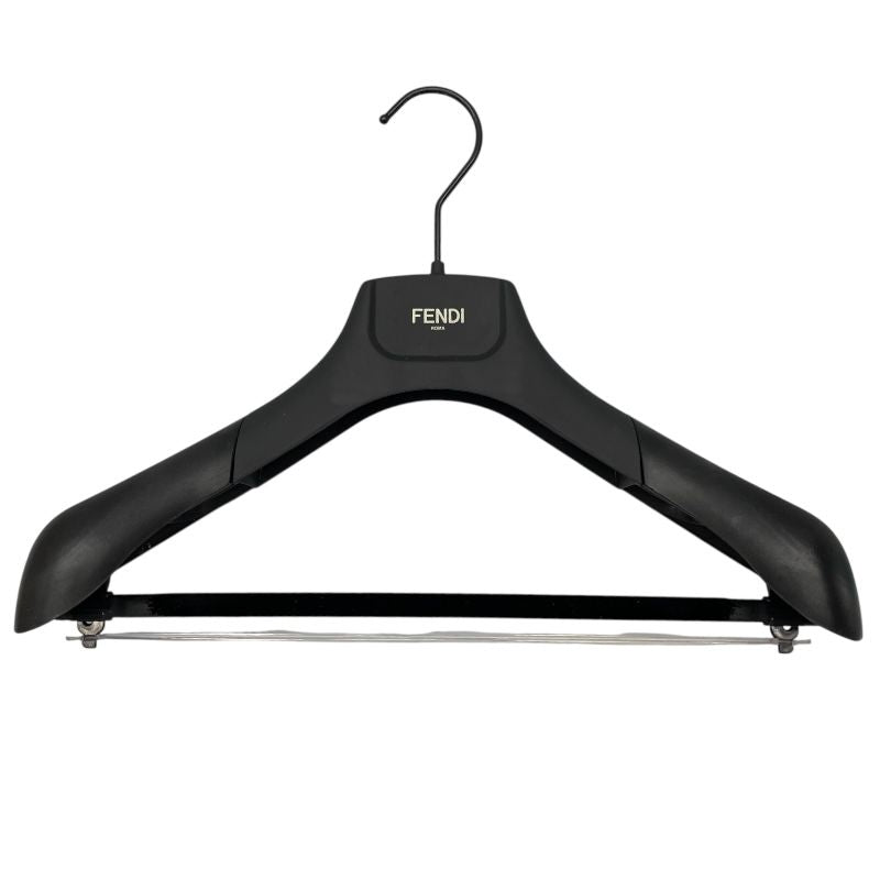 Fendi Cream Shearling Leather Jacket FM5360 - Exquisite Craftsmanship