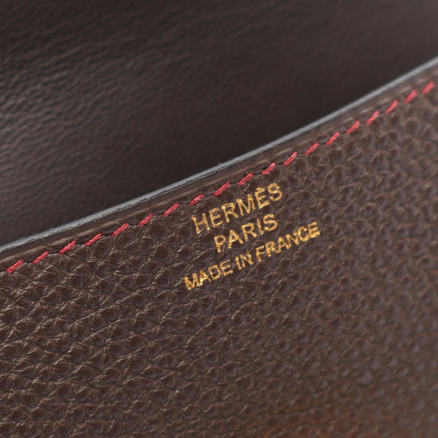 HERMES Dogon Card Case in Chocolate & Rouge Garance - Exquisite Craftsmanship