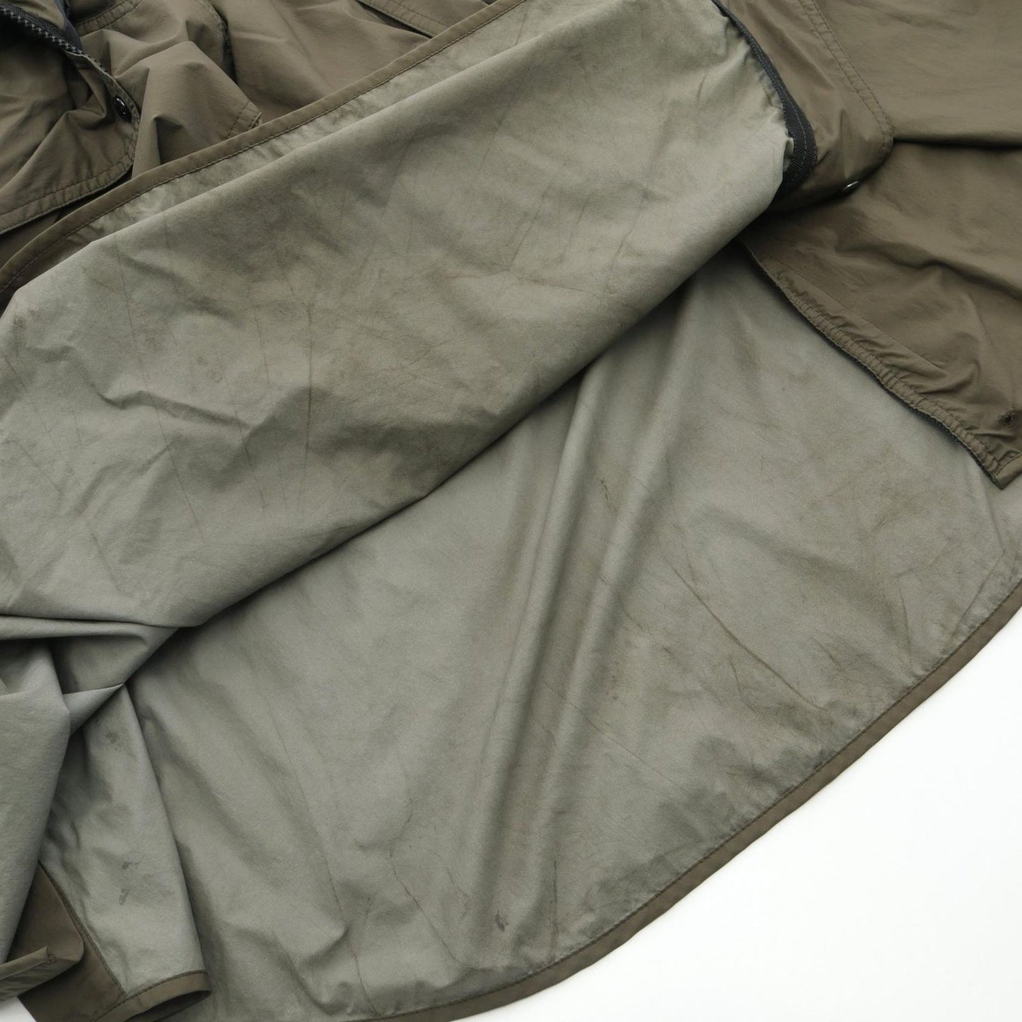 MONCLER LIN Down Jacket - Exquisite Khaki Nylon Coat for Women