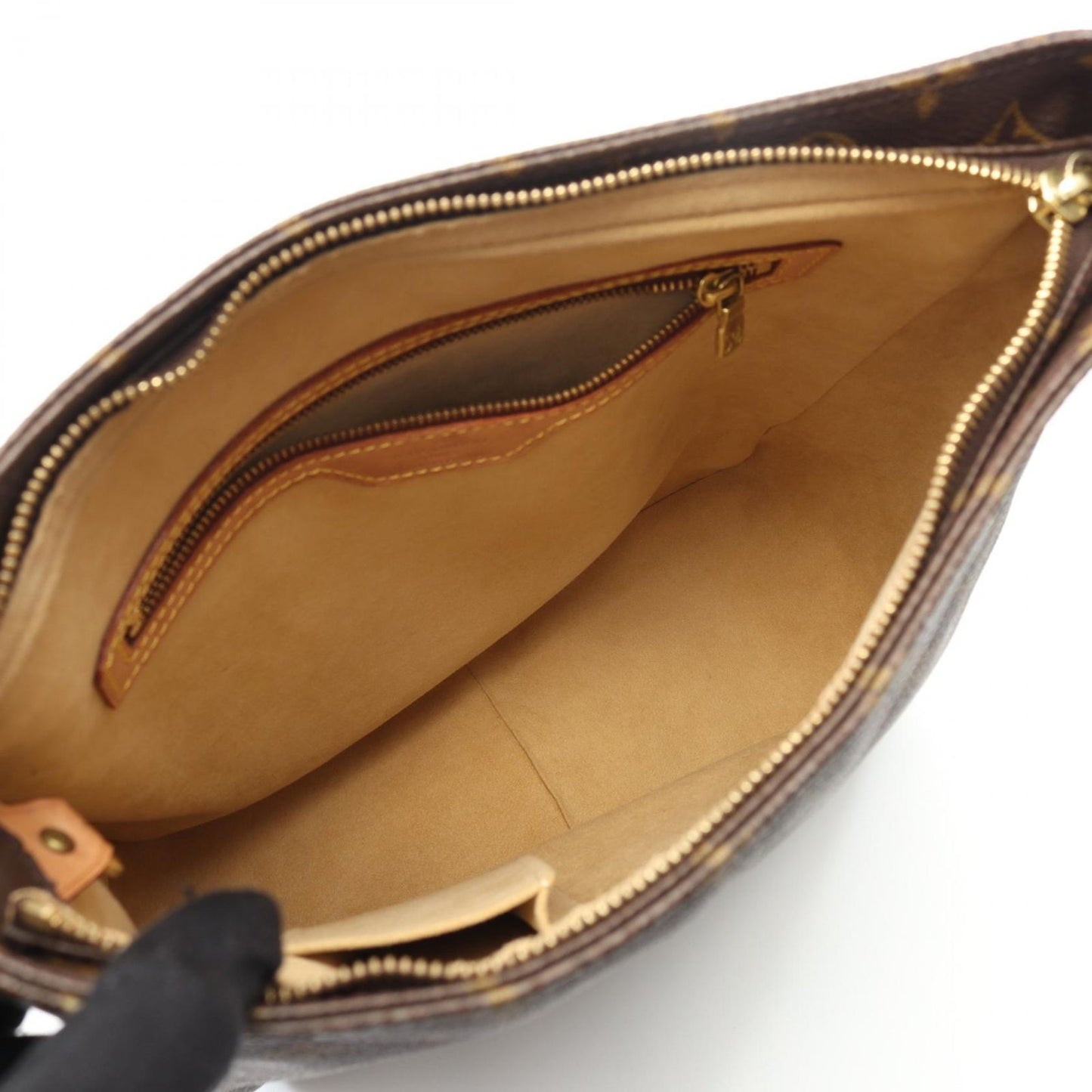 Louis Vuitton Monogram Looping GM Shoulder Bag - Timeless Elegance