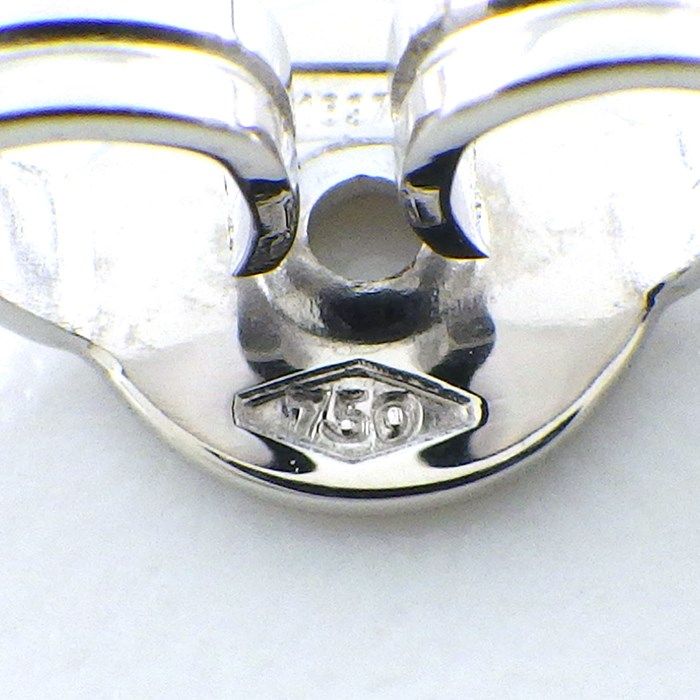 GUCCI GG Logo Stud Earrings in K18 White Gold - Exquisite Craftsmanship