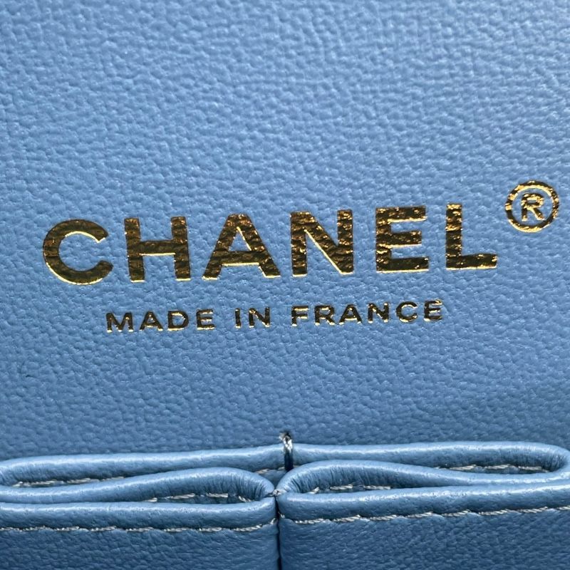 CHANEL Matelassé 25 Black Caviar Skin Shoulder Bag