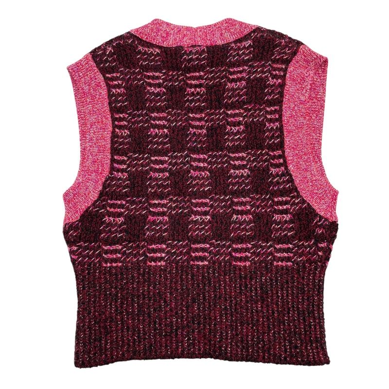 CHANEL Cashmere Wool Knit Vest & Skirt Set in Pink - Exquisite Elegance