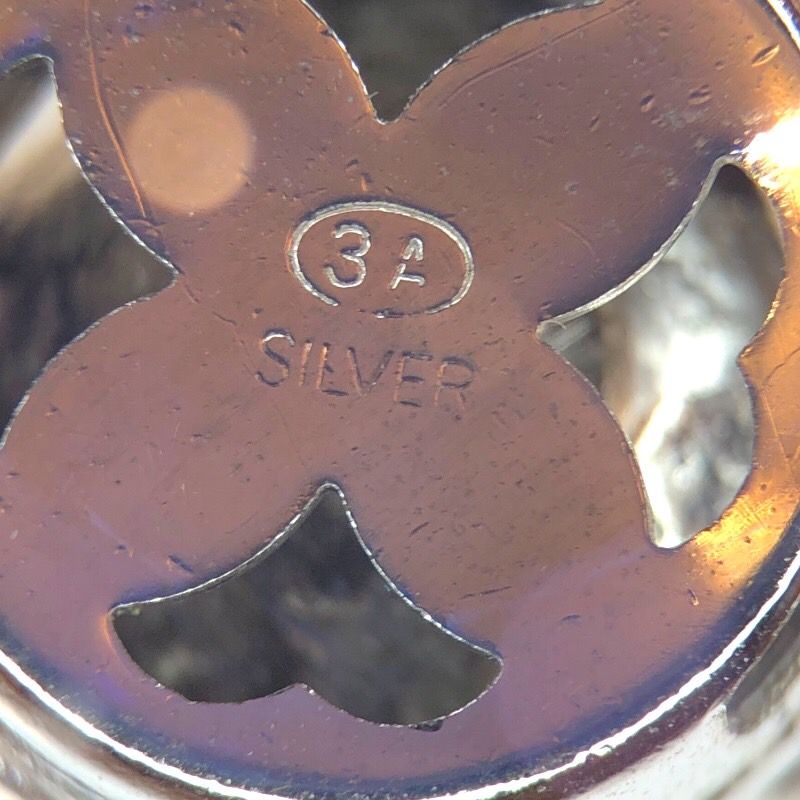 Exquisite White Pearl Necklace in Silver - Timeless Elegance