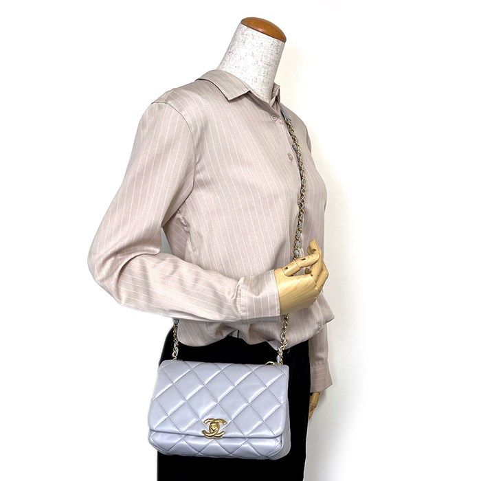 Chanel Métiers d'Art Mini Handle Chain Bag in Grey Lambskin